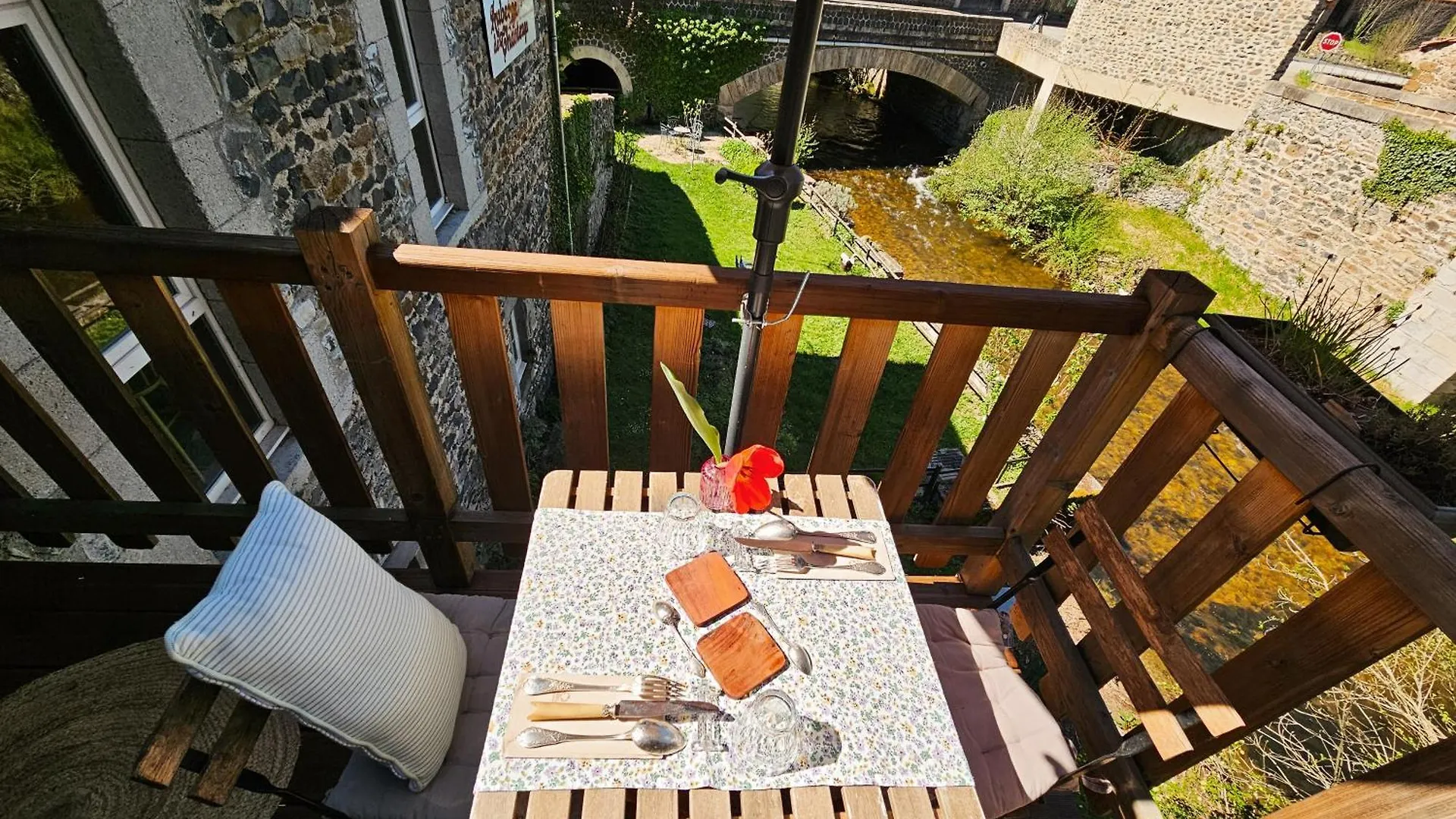 Inn Auberge De Chanteuges